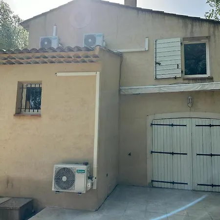 Villa Au Pied De La Sainte Victoire Puyloubier